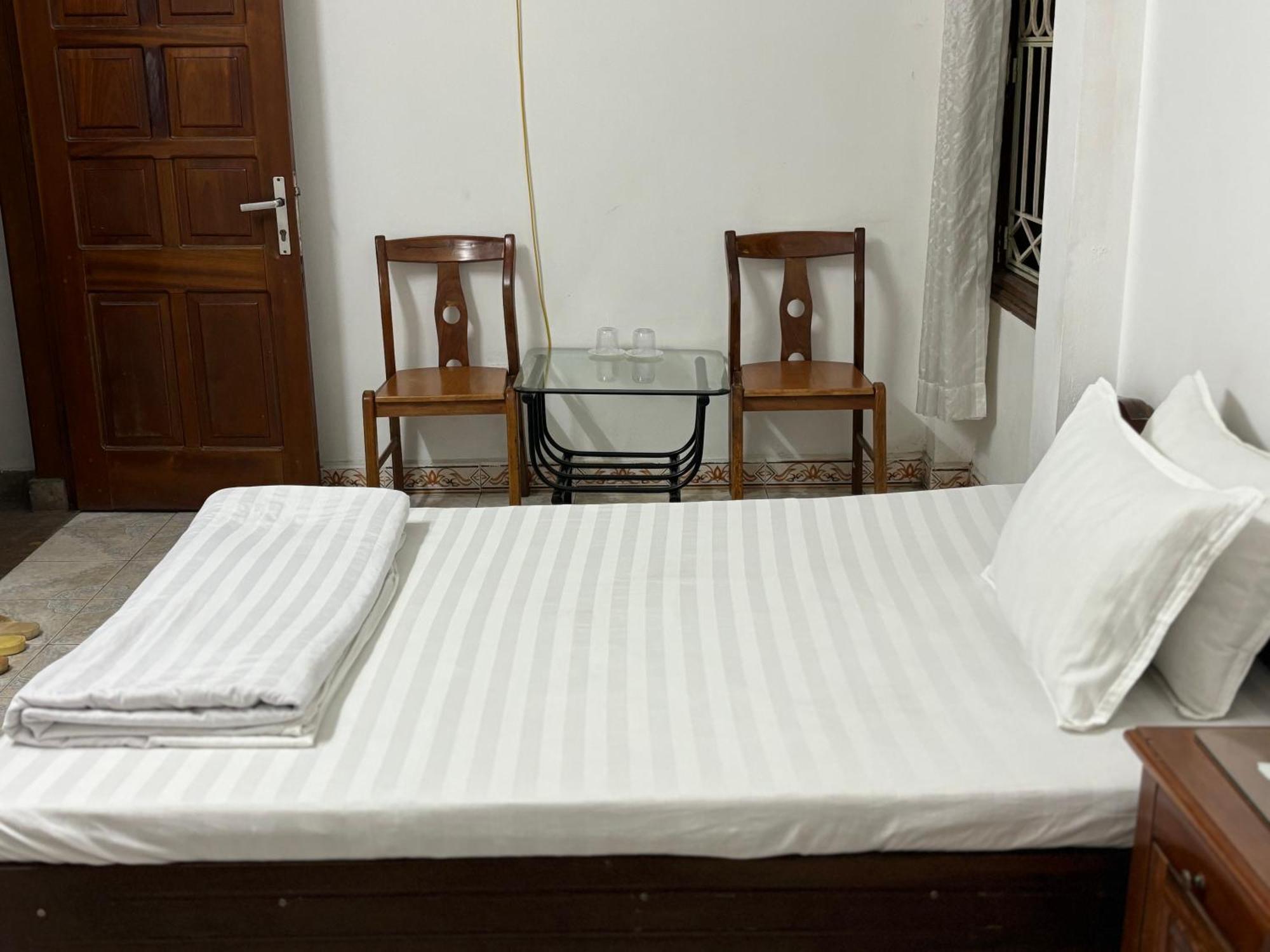 Nhà Nghỉ Thành Thu Hanoï Extérieur photo